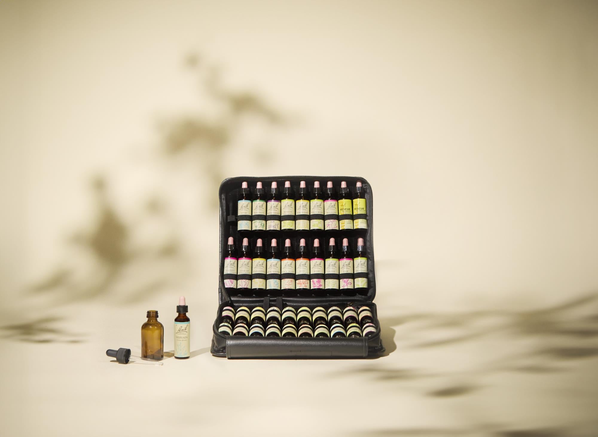 Bach set in Luxe Kunstlederen Map, 40 st … 20 ml