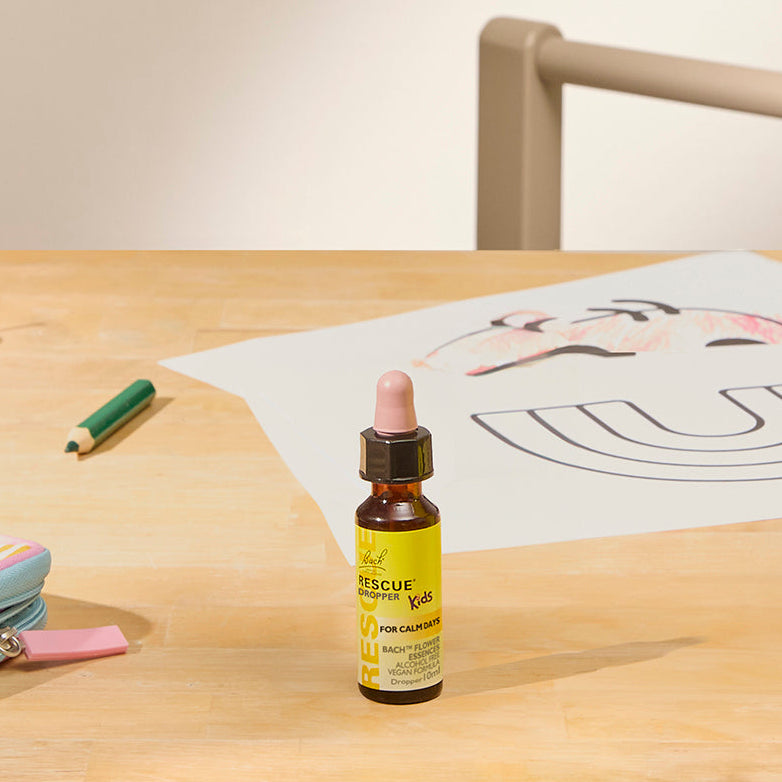 Rescue_UK_Lifestyle_10ml_kids_day_dropper_table_RGB_4x5_64071795-4479-441c-80a8-8b80a8bf43bd.jpg